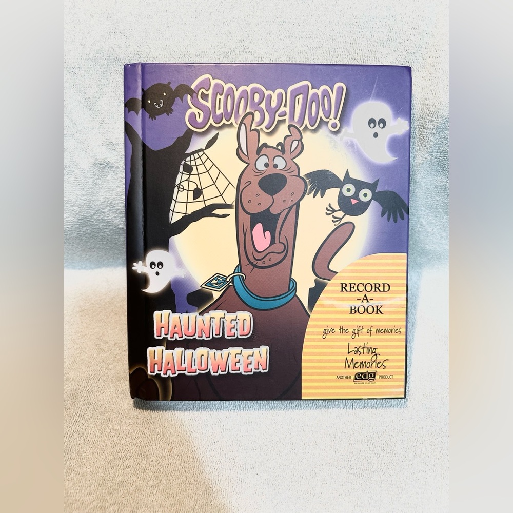 Scooby-Doo! Haunted Halloween Record a Book hardcover storybook